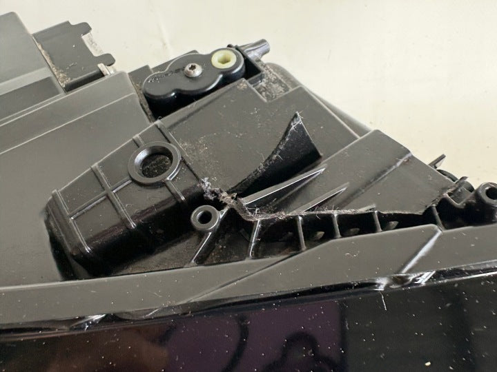 Frontscheinwerfer VW Passat 3J1941005 Links Scheinwerfer Headlight SCH1940395671lt