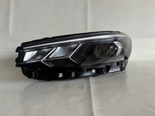Load image into Gallery viewer, Frontscheinwerfer VW Passat 3J1941005 Links Scheinwerfer Headlight SCH1940395671lt