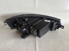 Load image into Gallery viewer, Frontscheinwerfer VW Passat 3J1941005 Links Scheinwerfer Headlight SCH1940395671lt