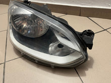 Laden Sie das Bild in den Galerie-Viewer, Frontscheinwerfer VW 1S1941016N Rechts Scheinwerfer Headlight SCH1943604586yf