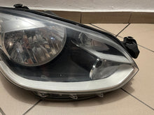 Laden Sie das Bild in den Galerie-Viewer, Frontscheinwerfer VW 1S1941016N Rechts Scheinwerfer Headlight SCH1943604586yf