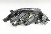 Laden Sie das Bild in den Galerie-Viewer, Frontscheinwerfer Mitsubishi Outlander I 8301C8-54 Rechts Scheinwerfer Headlight SCH1948158516sr