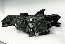Laden Sie das Bild in den Galerie-Viewer, Frontscheinwerfer Mitsubishi Outlander I 8301C8-54 Rechts Scheinwerfer Headlight SCH1948158516sr
