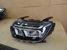 Laden Sie das Bild in den Galerie-Viewer, Frontscheinwerfer Dacia Duster 260602515R LED Links Scheinwerfer Headlight SCH1954549409uc