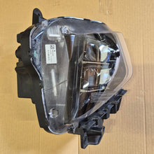 Laden Sie das Bild in den Galerie-Viewer, Frontscheinwerfer Hyundai Tucson N792112020 Rechts Scheinwerfer Headlight SCH1954707625ss
