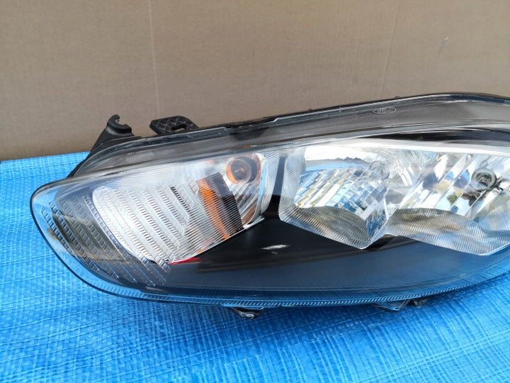Frontscheinwerfer Ford Fiesta I C1BB-13W030-AH Links Scheinwerfer Headlight SCH1955274758tt