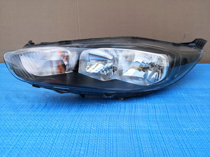 Frontscheinwerfer Ford Fiesta I C1BB-13W030-AH Links Scheinwerfer Headlight SCH1955274758tt