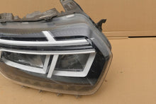 Laden Sie das Bild in den Galerie-Viewer, Frontscheinwerfer Dacia Duster 260106194R Rechts Scheinwerfer Headlight SCH1958554906bi