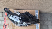 Load image into Gallery viewer, Frontscheinwerfer Peugeot 308 9677832380 Full LED Rechts Scheinwerfer Headlight SCH1960107080og