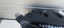 Laden Sie das Bild in den Galerie-Viewer, Frontscheinwerfer Skoda Octavia IV 5E4941016 LED Rechts Scheinwerfer Headlight SCH1969232130lq