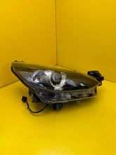 Laden Sie das Bild in den Galerie-Viewer, Frontscheinwerfer Mazda II D43N-51030 Xenon Rechts Scheinwerfer Headlight SCH1979372122mz