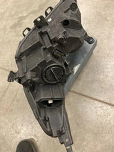 Laden Sie das Bild in den Galerie-Viewer, Frontscheinwerfer Opel Astra K 39158006 Rechts Scheinwerfer Headlight SCH1980011815tw