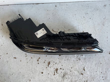 Load image into Gallery viewer, Frontscheinwerfer BMW 7 9879936 G70AZZ LED Rechts Scheinwerfer Headlight SCH1988657359iu