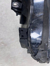 Load image into Gallery viewer, Frontscheinwerfer Mercedes-Benz W246 A2468200161 Links Scheinwerfer Headlight SCH1994136355lb