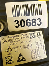 Load image into Gallery viewer, Frontscheinwerfer Mercedes-Benz W205 A2059061506 LED Links Headlight SCH2001872153nd