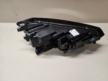 Laden Sie das Bild in den Galerie-Viewer, Frontscheinwerfer VW Touran 5TB941081D-SK LED Links Scheinwerfer Headlight SCH2008363533qt