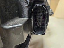 Laden Sie das Bild in den Galerie-Viewer, Frontscheinwerfer VW Touran 5TB941081D-SK LED Links Scheinwerfer Headlight SCH2008363533qt