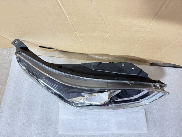 Frontscheinwerfer Kia Ceed J792111020 Rechts Scheinwerfer Headlight SCH2015102495rp