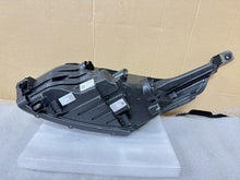Laden Sie das Bild in den Galerie-Viewer, Frontscheinwerfer Kia Ceed J792111020 Rechts Scheinwerfer Headlight SCH2015102495rp