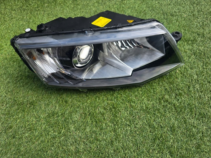Frontscheinwerfer Skoda Octavia III 5E1941018A Rechts Scheinwerfer Headlight SCH2016795809vb