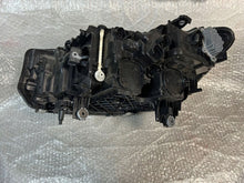 Laden Sie das Bild in den Galerie-Viewer, Frontscheinwerfer BMW 6 Gran Turismo G32 5A38902 LED Rechts Headlight SCH2018946644yi