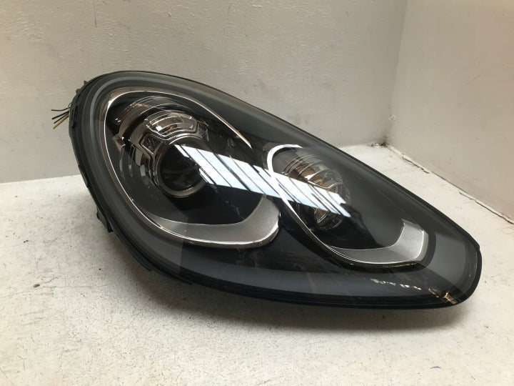Frontscheinwerfer Porsche Cayenne 7P5941754S Xenon Rechts Scheinwerfer Headlight SCH2020702519rt
