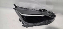 Load image into Gallery viewer, Frontscheinwerfer Toyota Yaris Cross 0D-310 Rechts Scheinwerfer Headlight SCH2021725085ew