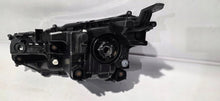 Load image into Gallery viewer, Frontscheinwerfer Toyota Yaris Cross 0D-310 Rechts Scheinwerfer Headlight SCH2021725085ew