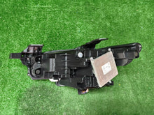 Load image into Gallery viewer, Frontscheinwerfer Mazda 3 BCJH51030 BHRA67890 Rechts Scheinwerfer Headlight SCH2021824858nm