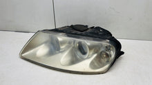 Load image into Gallery viewer, Frontscheinwerfer VW Touareg 7L6941015CE Links Scheinwerfer Headlight SCH2023071966sx