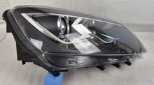 Laden Sie das Bild in den Galerie-Viewer, Frontscheinwerfer Seat Alhambra Sharan 7N5941754 Bi-Xenon Rechts Headlight SCH2024681836eu