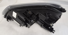 Laden Sie das Bild in den Galerie-Viewer, Frontscheinwerfer Seat Alhambra Sharan 7N5941754 Bi-Xenon Rechts Headlight SCH2024681836eu