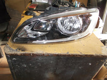 Laden Sie das Bild in den Galerie-Viewer, Frontscheinwerfer Volvo S60 II V60 31420269 Links Scheinwerfer Headlight SCH2025036250qp