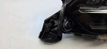 Laden Sie das Bild in den Galerie-Viewer, Frontscheinwerfer Peugeot 208 II 9850598580 Full LED Links Headlight SCH2029096296lu