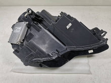 Laden Sie das Bild in den Galerie-Viewer, Frontscheinwerfer Skoda Karoq 57B941015DACZ Links Scheinwerfer Headlight SCH2029221847tk