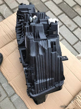 Laden Sie das Bild in den Galerie-Viewer, Frontscheinwerfer Mercedes-Benz W247 A2479063804 A2479063504 Ein Satz Headlight SCH2030168507aj