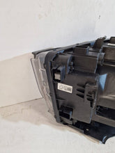 Laden Sie das Bild in den Galerie-Viewer, Frontscheinwerfer Hyundai Santa I Fe 92101S1600 LED Links Scheinwerfer Headlight SCH2030692701wm