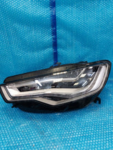 Laden Sie das Bild in den Galerie-Viewer, Frontscheinwerfer Audi A6 C7 4G0941773C LED Links Scheinwerfer Headlight SCH2031445041zu
