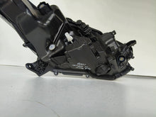 Load image into Gallery viewer, Frontscheinwerfer Mazda IV Yaris EUK0-8 Links Scheinwerfer Headlight SCH2032618965sb
