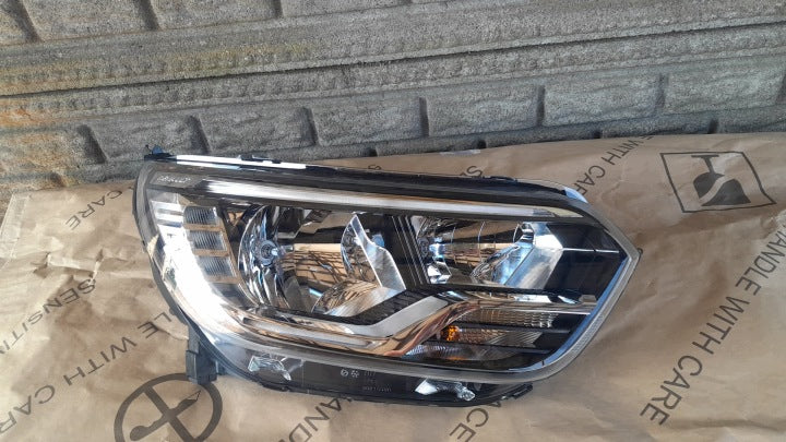 Frontscheinwerfer Renault Kangoo Express 260103369R Rechts Headlight SCH2048422994wk
