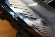 Laden Sie das Bild in den Galerie-Viewer, Frontscheinwerfer Volvo Xc60 II 32420440 Rechts Scheinwerfer Headlight SCH2056889759kk