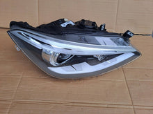 Laden Sie das Bild in den Galerie-Viewer, Frontscheinwerfer BMW 1 F21 F20 722967811 Rechts Scheinwerfer Headlight SCH2057816838ag