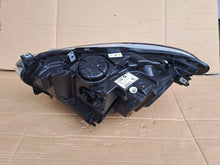 Laden Sie das Bild in den Galerie-Viewer, Frontscheinwerfer BMW 1 F21 F20 722967811 Rechts Scheinwerfer Headlight SCH2057816838ag