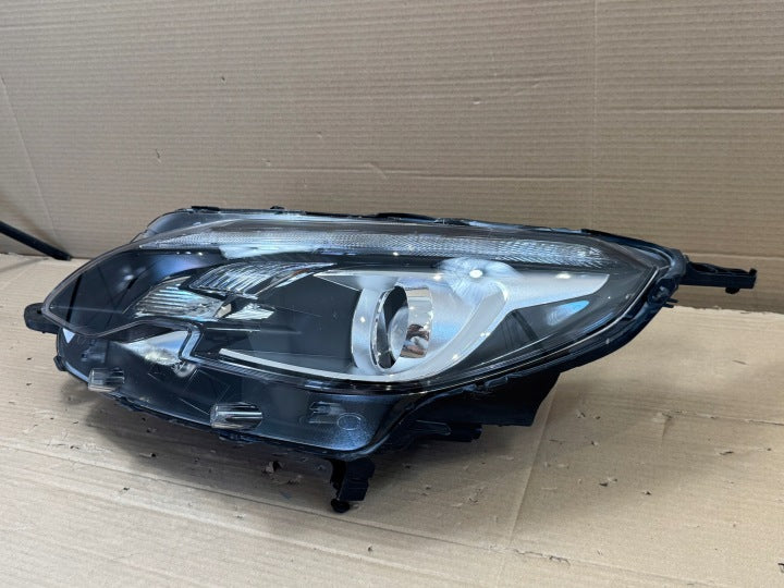 Frontscheinwerfer Peugeot 2008 I 90167018 Links Scheinwerfer Headlight SCH2060369588oc