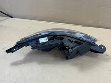 Laden Sie das Bild in den Galerie-Viewer, Frontscheinwerfer Peugeot 2008 I 90167018 Links Scheinwerfer Headlight SCH2060369588oc