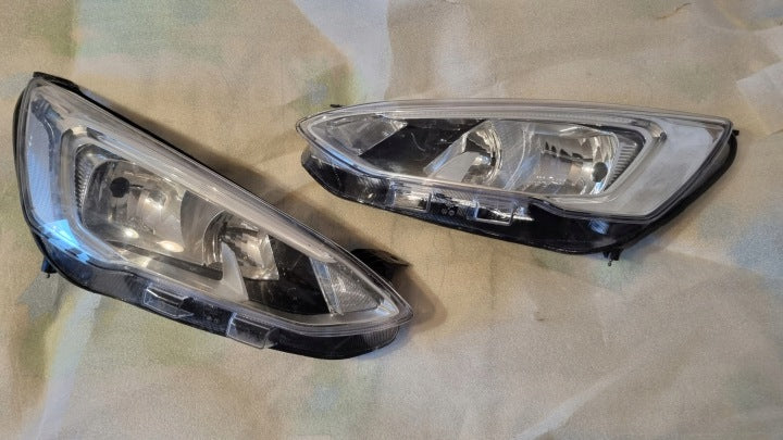 Frontscheinwerfer Ford Focus JX7B-13E017 LED Rechts Scheinwerfer Headlight SCH2068006027ub