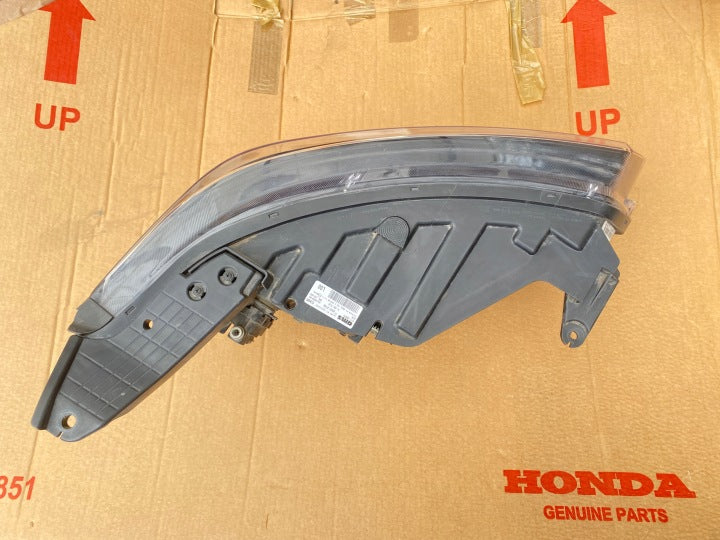 Frontscheinwerfer Ssangyong Korando 8310137100 Links Scheinwerfer Headlight SCH2072297860nu