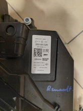 Laden Sie das Bild in den Galerie-Viewer, Frontscheinwerfer Renault E-Tech 260108132R Rechts Scheinwerfer Headlight SCH2078221773cw