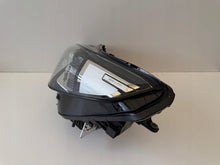 Laden Sie das Bild in den Galerie-Viewer, Frontscheinwerfer BMW X1 5A5BD47-02 LED Links Scheinwerfer Headlight SCH2084722686qk