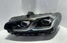 Laden Sie das Bild in den Galerie-Viewer, Frontscheinwerfer BMW 2 Active Tourer U06 5A4224705 Links Scheinwerfer Headlight SCH2085040421dv